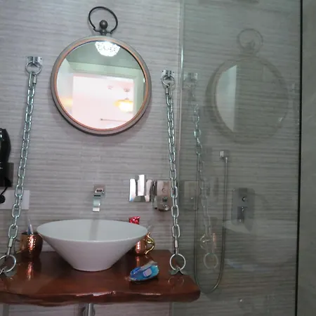 Lua Boutique 3*