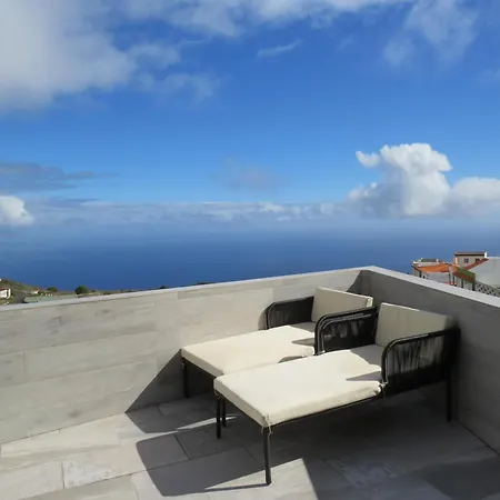 Отель Lua Boutique El Pinar (El Hierro)